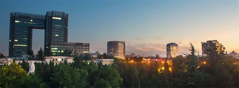 北京科技大学夜景 北京科技大学夜景